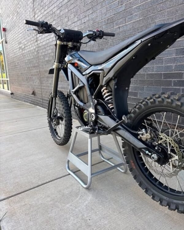 2024-surron-light-bee-x-7.jpg 2024 Surron Light Bee X Electric Dirt Bike