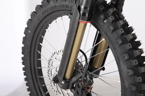 E RIDE PRO SS 3.0 front suspension and fork detail