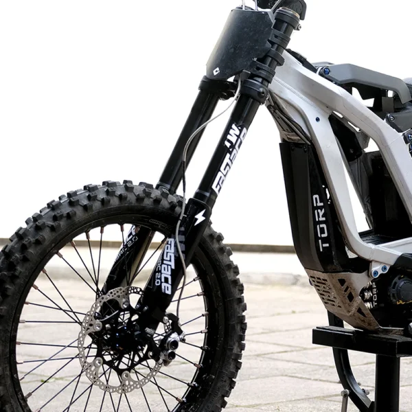 Fastace ALX13RC 2.0 inverted fork close up aluminium body